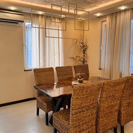Apartamento модерен оазис в морската градина Varna
