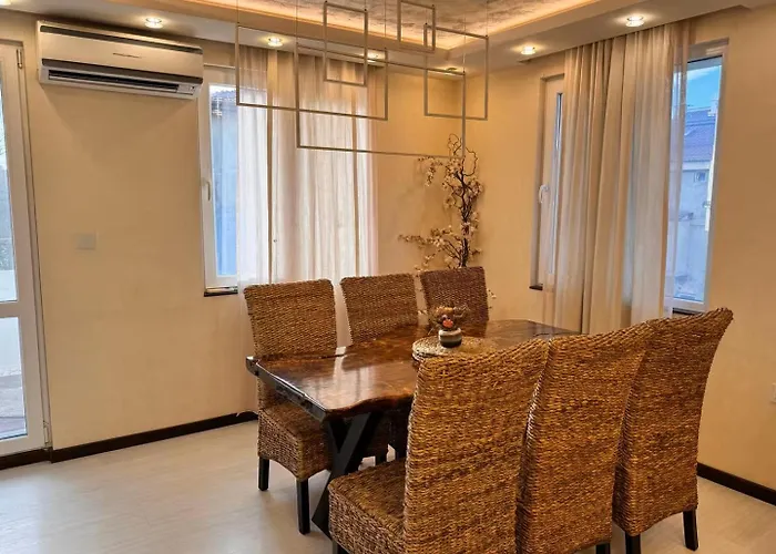 Apartamento модерен оазис в морската градина Varna